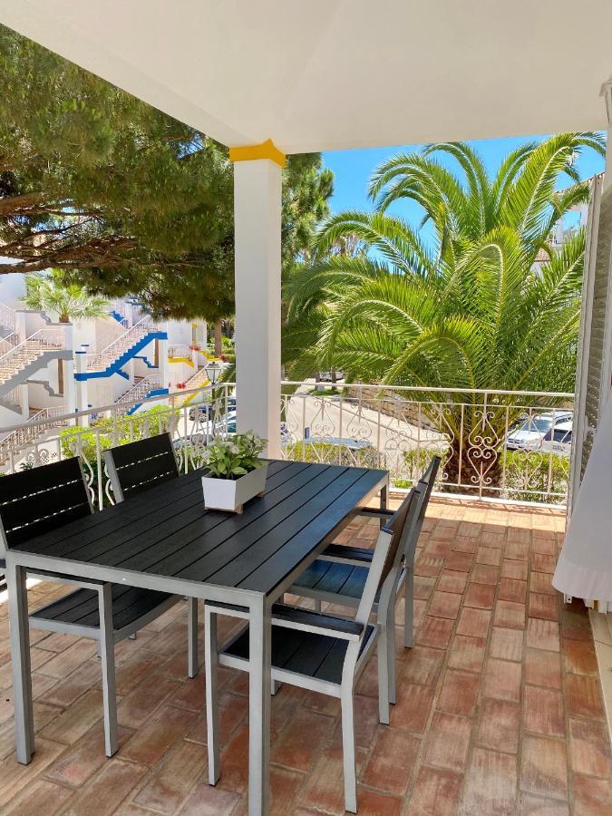 Beautiful Apartment For Rent In Quinta Do Lago With Excellent Resort Facilities Close To Lake And Beach. Extérieur photo