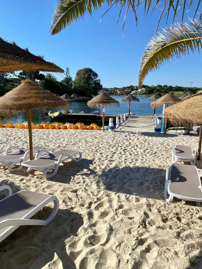 Beautiful Apartment For Rent In Quinta Do Lago With Excellent Resort Facilities Close To Lake And Beach. Extérieur photo
