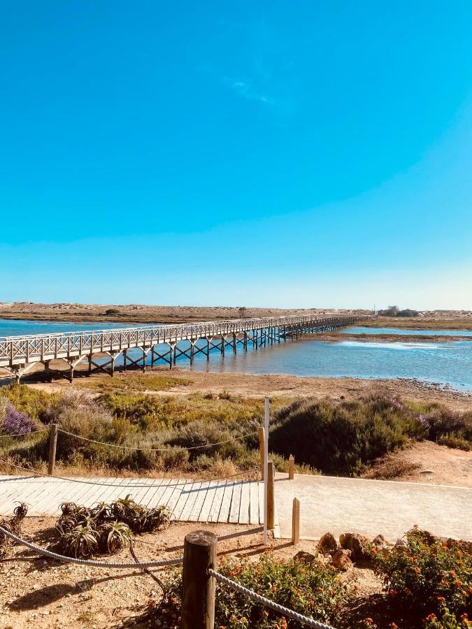 Beautiful Apartment For Rent In Quinta Do Lago With Excellent Resort Facilities Close To Lake And Beach. Extérieur photo